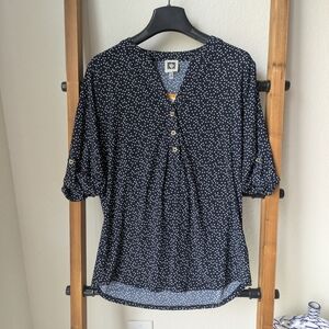 NWT Anne Klein Women's BNavy and White Dotted Blouse - Size S
